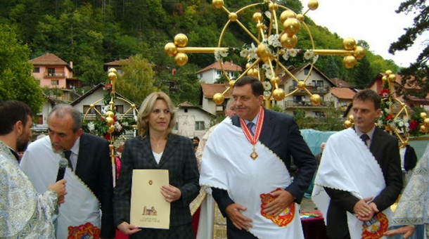 Zlatni orden Miloradu Dodiku