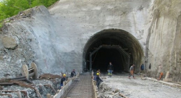 Tunel na Čemernom