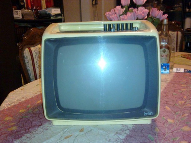 stari tv prijemnik