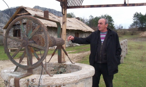 Kusturica poklonio kuću