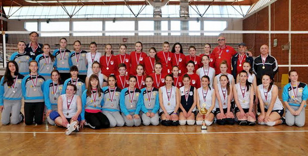 Pionirke odbojke