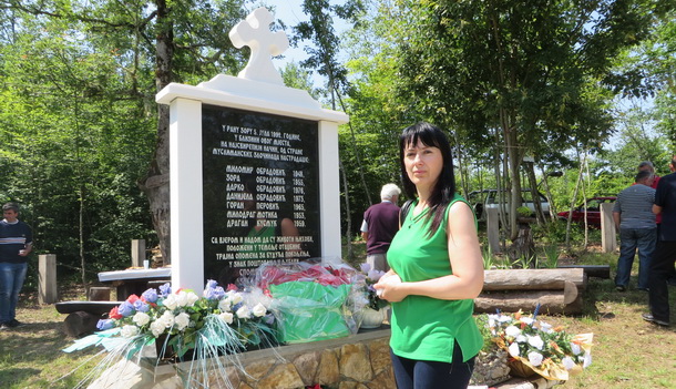 Spomenik u Trnovu kod Rogatice