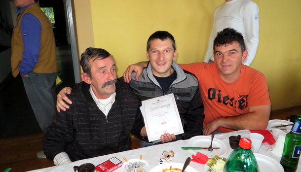 Davaoci krvi u Rogatici