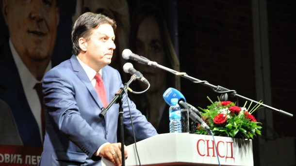 Pero Petrovic na tribini