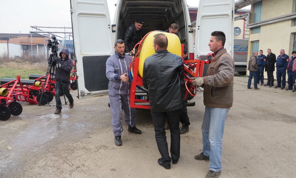 Rogatica-prskalice kao donacija