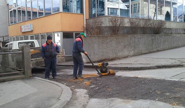 Saniranje ulica u Foci