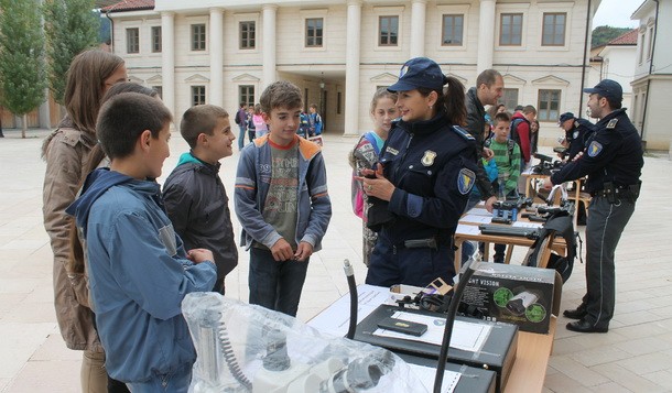 Granicna policija u Andricgradu 2
