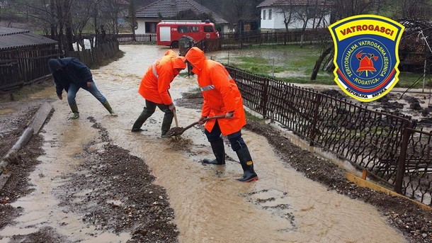 Vatrogasci u Rogatici (3)