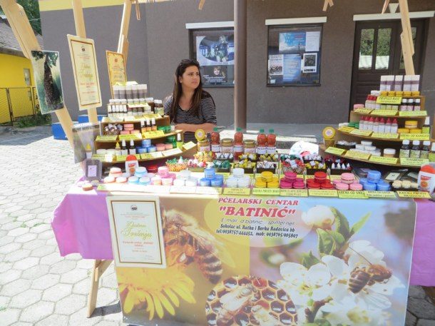 Izlozba pcelara u Rogatici (5)