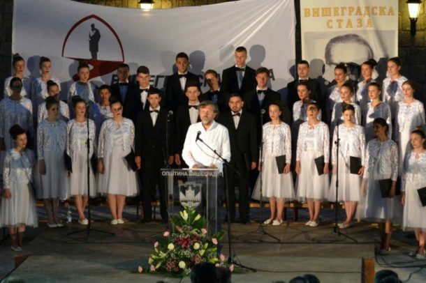 19551562_1726758160670850_949989829_o-1024x682