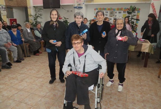 bibliotekari-u-domu-staraca-4