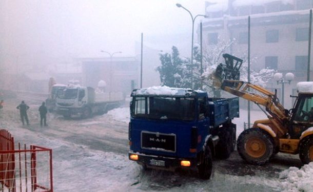 ciscenje-snijega-u-cajnicu-3