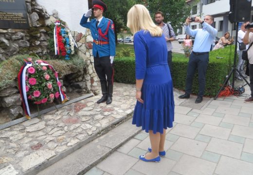 Povelja opštine Željki Cvijanović [FOTO]