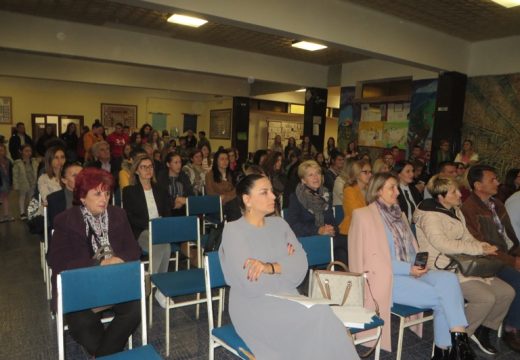 Dječija nedjelja u Rogatici – Poetsko-muzičko veče u osnovnoj školi [FOTO]