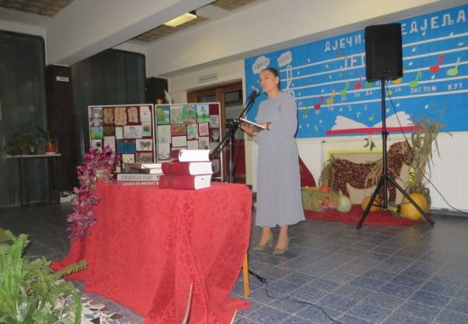 Dječija nedjelja u Rogatici – Poetsko-muzičko veče u osnovnoj školi [FOTO]