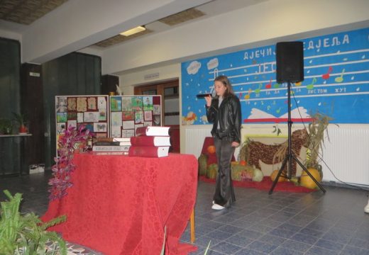 Dječija nedjelja u Rogatici – Poetsko-muzičko veče u osnovnoj školi [FOTO]