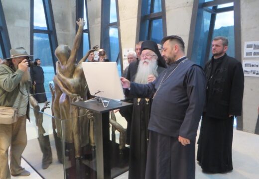 Stari Brod u kanjonu Drine – Parastos starobrodskim mučenicima [FOTO] (VIDEO)