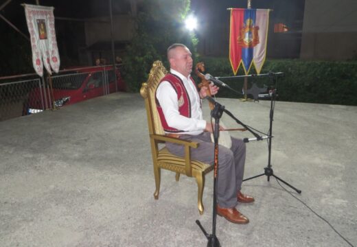 Guslari uveličali slavlje [FOTO]