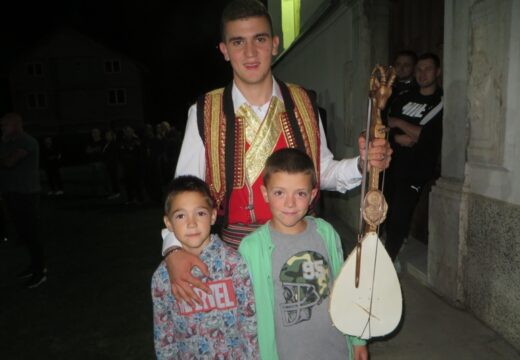 Guslari uveličali slavlje [FOTO]