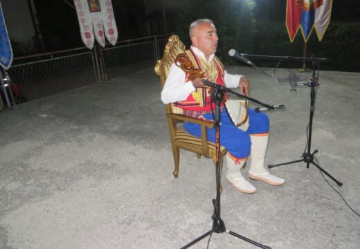 Guslari uveličali slavlje [FOTO]