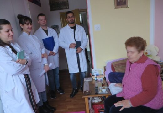 Medicinari iz Foče u Domu „Sunce“ u Rogatici