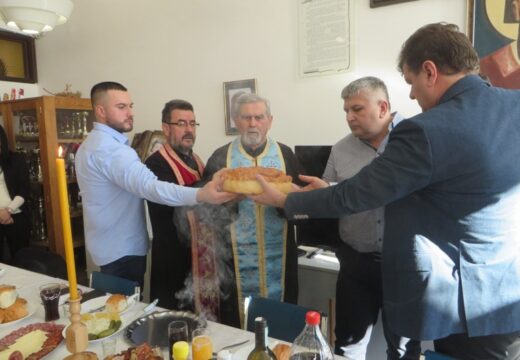 Osnovna škola „Sveti Sava“ u Rogatici obilježila krsnu slavu Svetog Savu [FOTO]