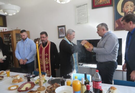 Osnovna škola „Sveti Sava“ u Rogatici obilježila krsnu slavu Svetog Savu [FOTO]
