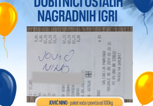 Dobitnica glavne nagrade nagradne igre Zmarketa preuzela simbolični ključ za novu kuću