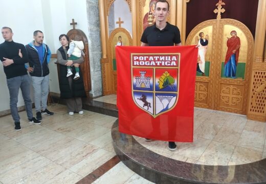 Rogatičanin Snežan Obradović na petom hodočašću u manastir Ostrog [FOTO]