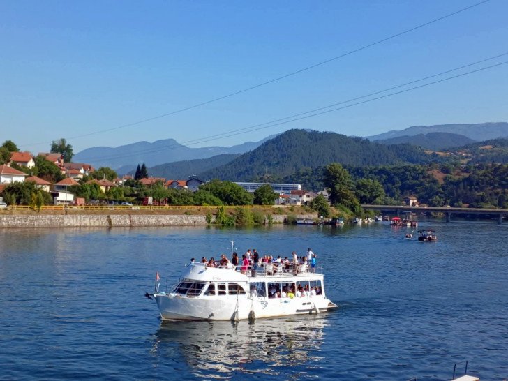 Na Višegradskoj regati više od 400 ljubitelja rijeke Drine