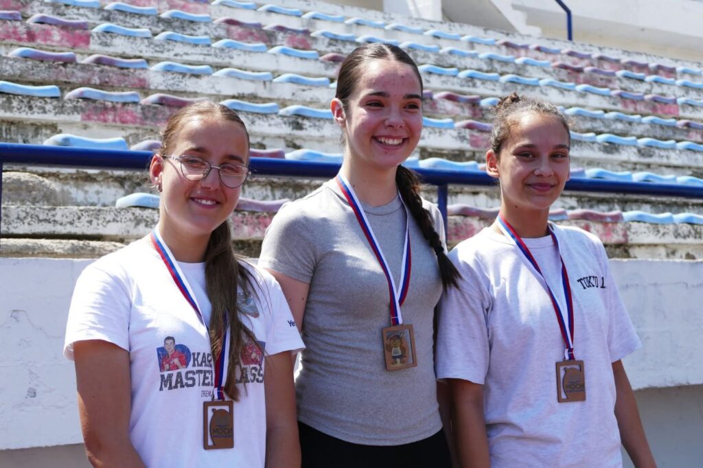 Treće mjesto ženskoj planinarskoj ekipi iz Višegrada