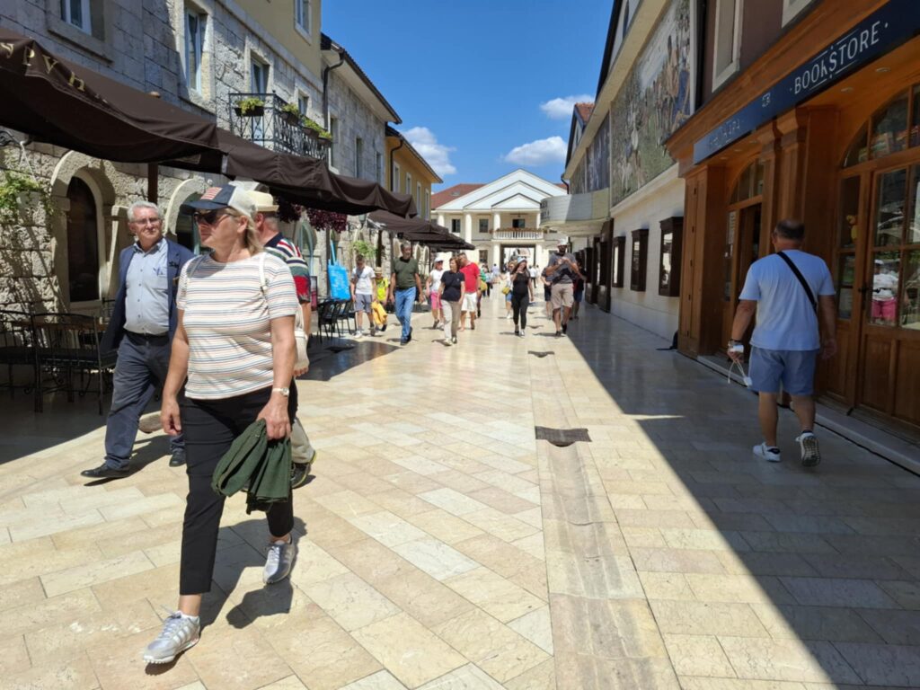 Bogata turistička ponuda, svi kapaciteti popunjeni do kraja ljeta