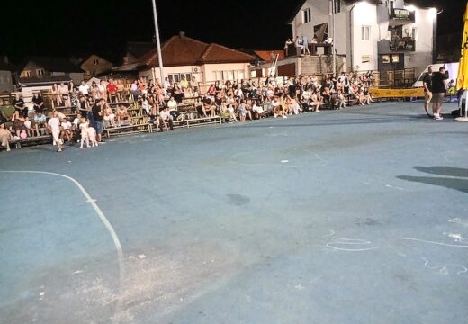 Preobraženjski dani u Rogatici – Žuti napunio stadion malih sportova [FOTO]