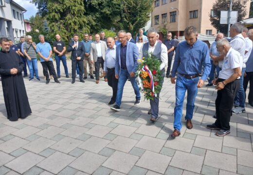 Parastos za poginule i prijem njihovih porodica
