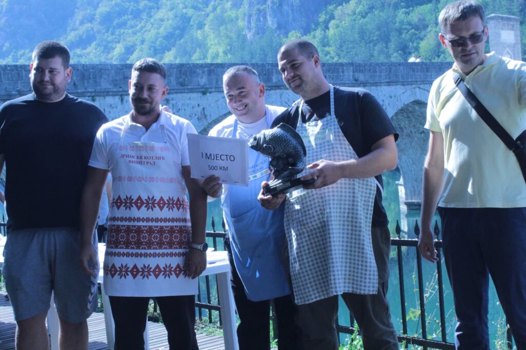 Ekipa „Som“ iz Višegrada pobjednik „Drinskog kotlića“