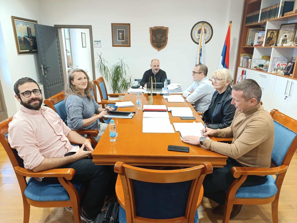 Uzimanje uzoraka na deponiji u Nezucima radi mapiranja ekoloških žarišta