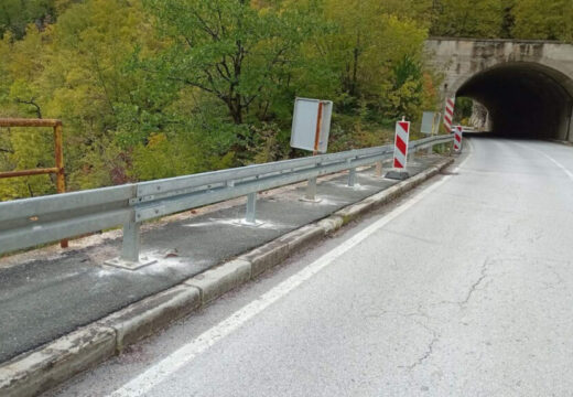 Počelo postavljanje zaštitnih ograda na putu Dobrun-Vardište