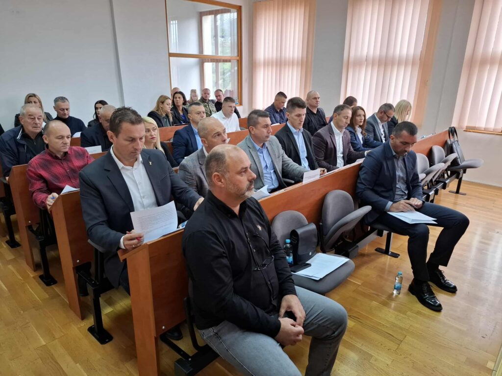 Zatvara se kolektivni centar Nezuci