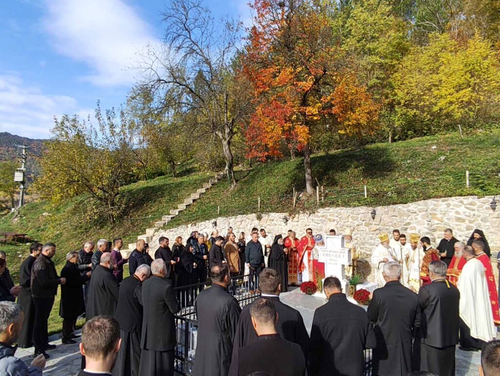 U Dobrunu obilježeno deset godina od upokojenja mitropolita Nikolaja