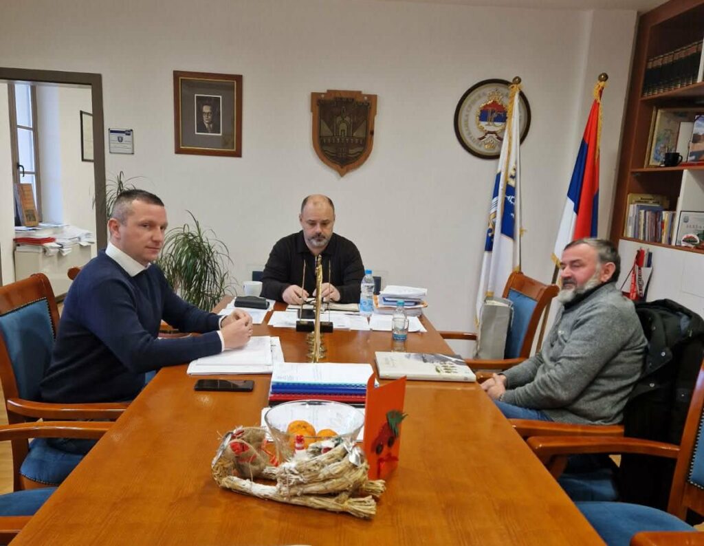 Opština pomogla sanaciju puta prema Starom Brodu