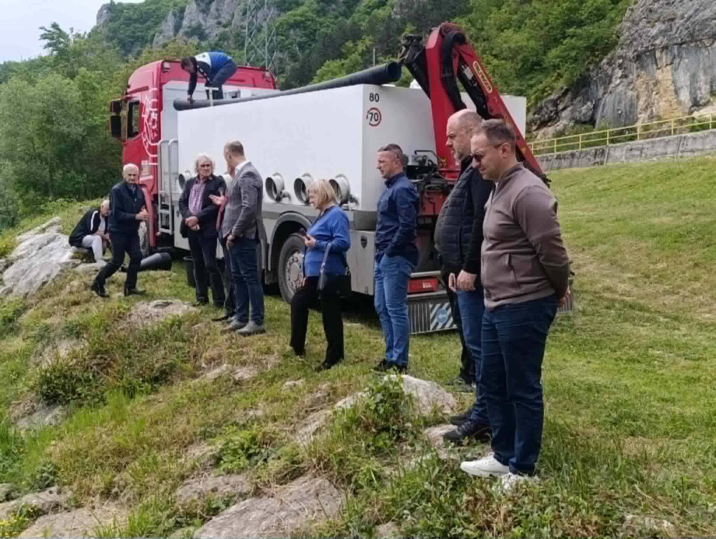 U Drinu pušteno više od 5.000 kilograma riblje mlađi