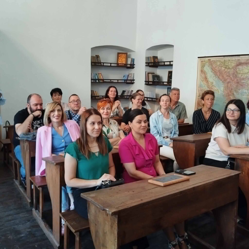 Predstavljena knjiga „Između trudova“ dobitnika Andrićeve nagrade Vladimira Kopicla