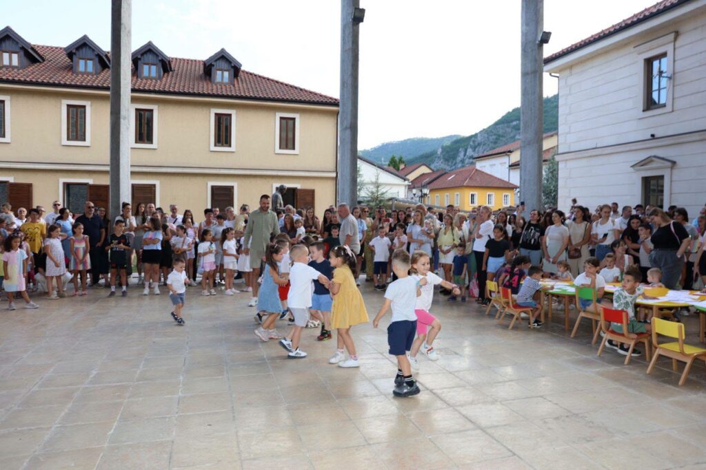 Osma „Konferencija beba“ okupila najmlađe sugrađane