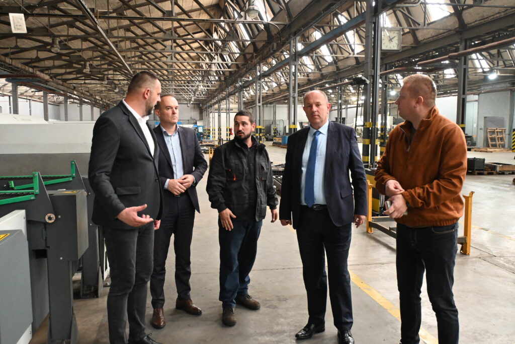 Direktor Elektroprivrede Republike Srpske obišao firmu „Kontejn Emboks“